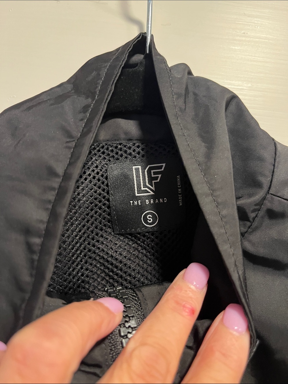 LF Cropped Jacket - Picture 2 of 3